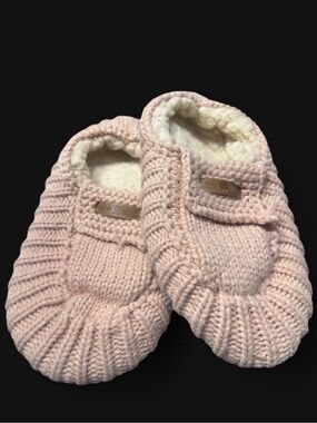 GaaHuu Pink Cable Knit Sherpa Memory Foam Slippers Size 7.5